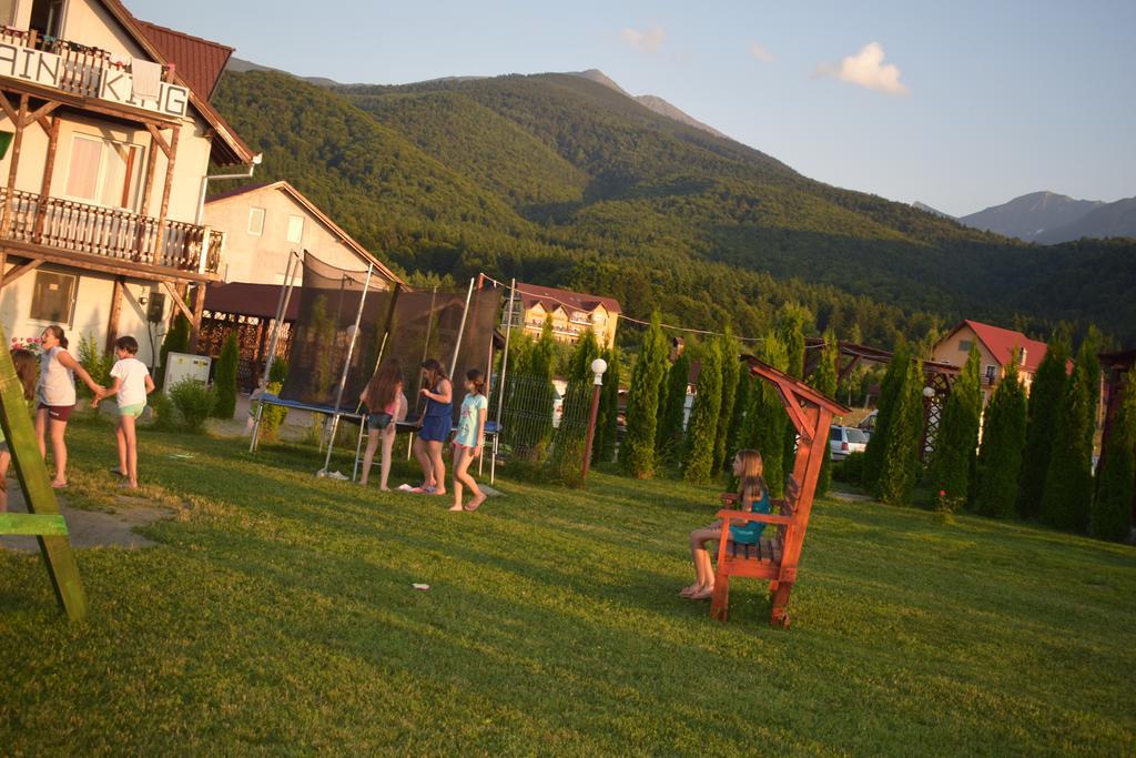 Pensiunea Mountain King Sîmbăta de Sus 외부 사진